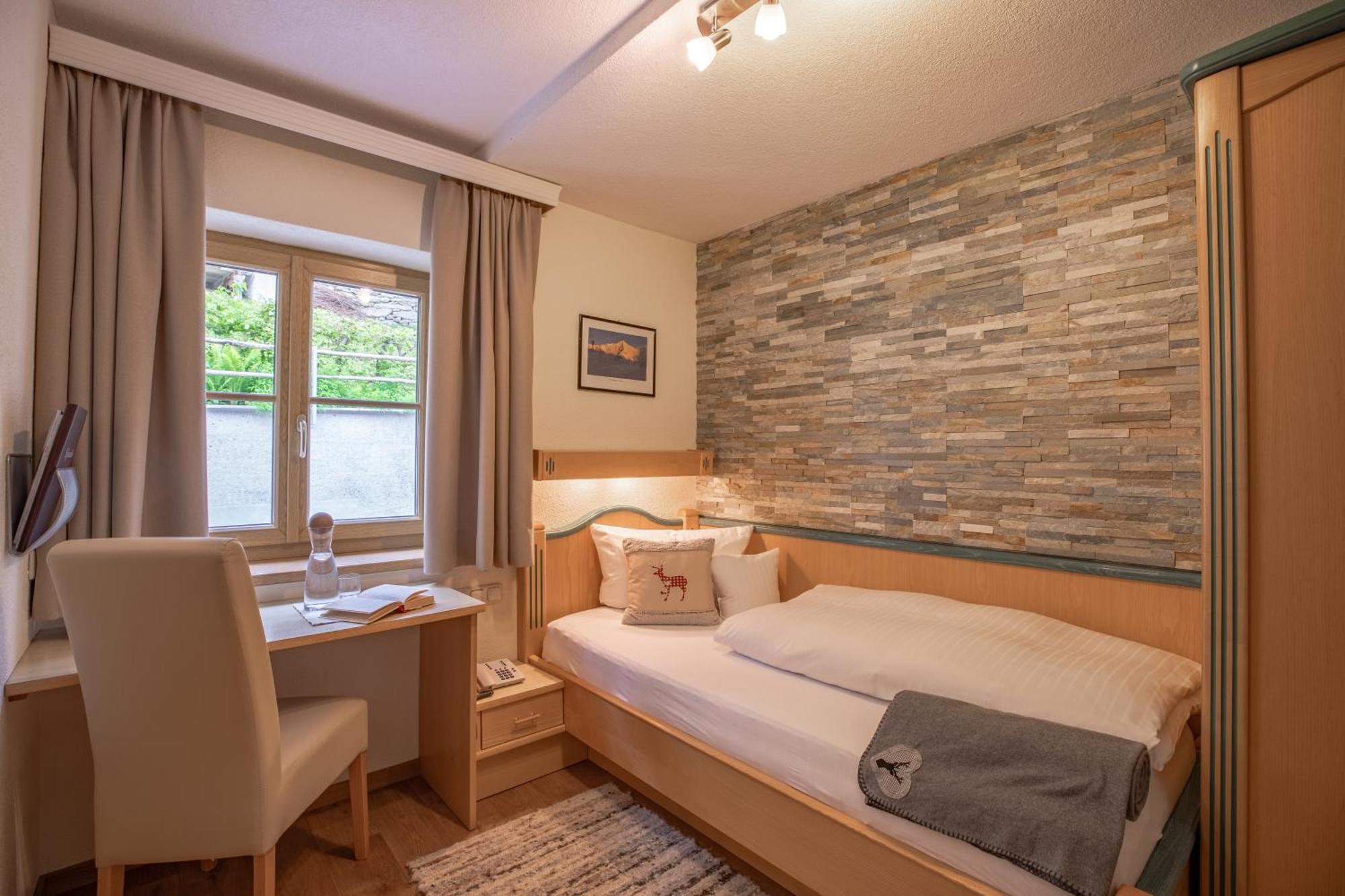 Patteriol Apart-Hotel-Garni 장크트안톤암아를베르크 외부 사진